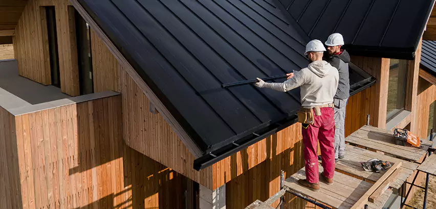 Professional Soffit Repair Services in Oak Lawn, IL
