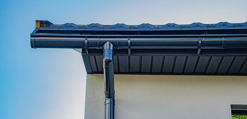 Professional Soffits and Fascia Replacement Services in Oak Lawn, IL