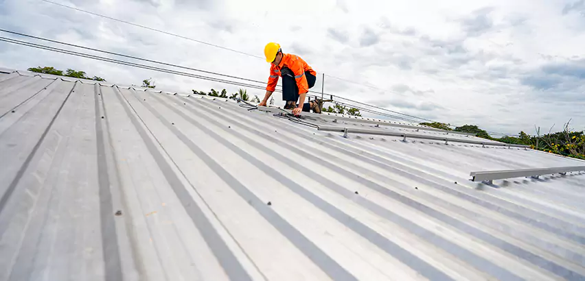 Metal Roof Repairs in Oak Lawn