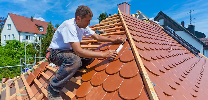 Broken and Cracked Tile Repair in Oak Lawn
