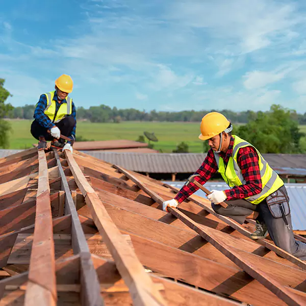 Why Oak Lawn, IL Property Owners Trust Oak Lawn Roofing Contractors for Garage Roof Replacement?