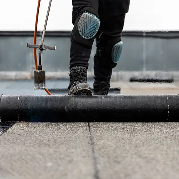 Why Oak Lawn, IL Trusts Oak Lawn Roofing Contractors for Rubber Roof Replacement?