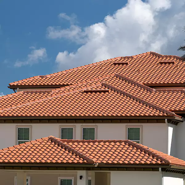 Why Oak Lawn, IL Property Owners Choose Oak Lawn Roofing Contractors for Tile Roofing?